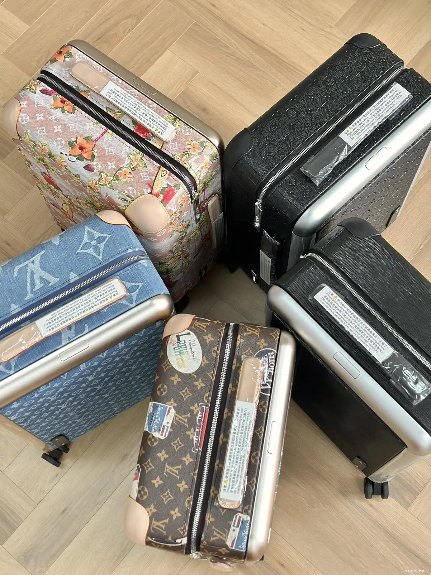 CABIN SUMMER 37L 55 SURFING CUSTOM SUITCASE HORIZON 0512